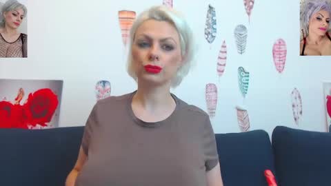Snapshot of pure_seduce_wow chatting on May 2026 01:03:02 AM Goldie online show from May 2026 01:03:02 AM
