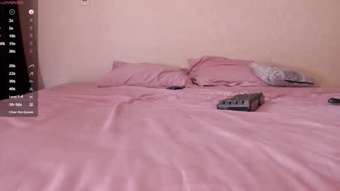 Snapshot of puredesire_ chatting on October 2025 12:04:02 PM puredesire_ online show from October 2025 12:04:02 PM