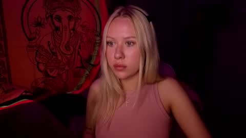 Megan online show from February 2026 07:23:01 PM