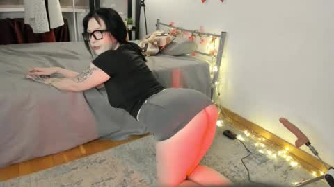 pureglow online show from March 2026 10:25:02 PM