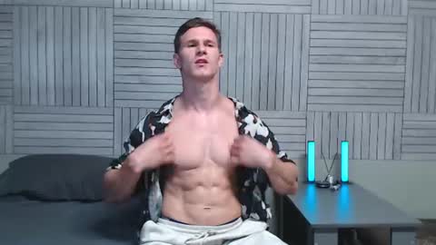 Snapshot of puremenshape chatting on June 2026 01:50:01 PM puremenshape online show from June 2026 01:50:01 PM