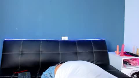 purplay_98 online show from November 2025 01:19:02 AM