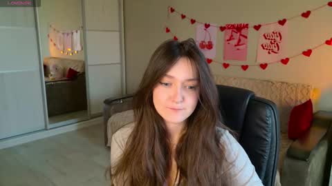 Bella online show from October 2025 05:26:02 AM