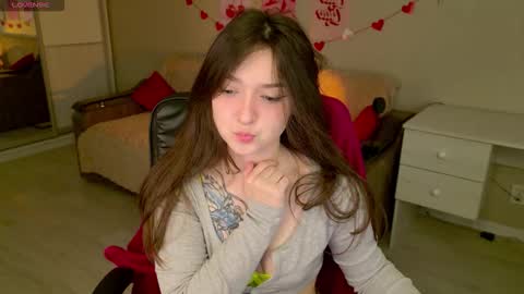 Bella online show from November 2025 05:40:01 AM