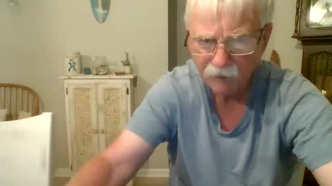 Snapshot of purpleshroom chatting on October 2025 03:35:01 AM purpleshroom online show from October 2025 03:35:01 AM