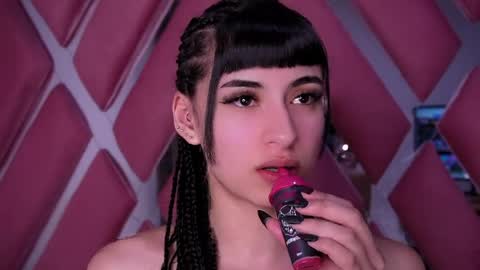 Snapshot of purplesnake_ chatting on April 2026 03:36:02 AM Alynn online show from April 2026 03:36:02 AM