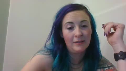 Snapshot of purplevixen27 chatting on January 2025 09:46:01 PM Purplevixen online show from January 2025 09:46:01 PM