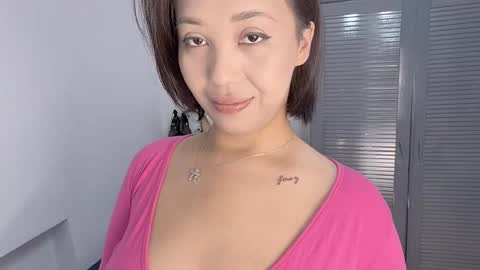 Snapshot of purrrfectmiko chatting on December 2025 03:27:02 AM Miko online show from December 2025 03:27:02 AM