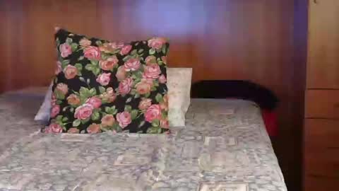 Snapshot of pussy_boom4u chatting on December 2024 12:16:02 PM Mary online show from December 2024 12:16:02 PM