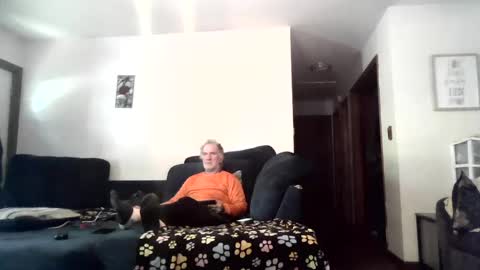 Mark online show from October 2025 05:36:02 PM