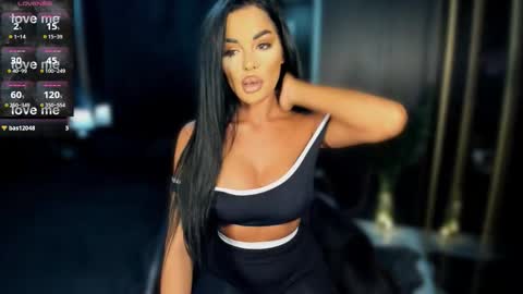 Andreea online show from October 2025 07:16:01 PM