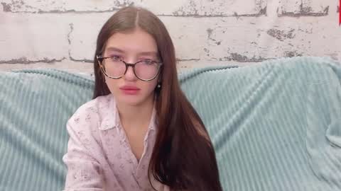 pussykatt_girl online show from February 2025 01:44:02 AM