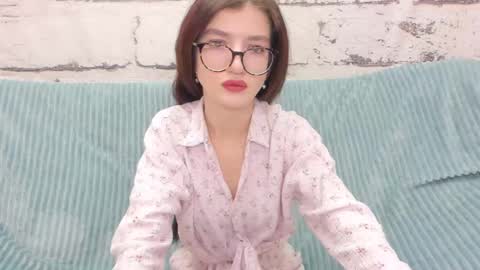 pussykatt_girl online show from February 2025 01:34:02 AM