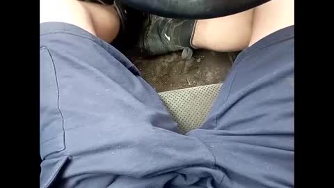 Snapshot of pussymoneyweed9125 chatting on April 2026 01:52:02 PM Thick Pussy banger online show from April 2026 01:52:02 PM