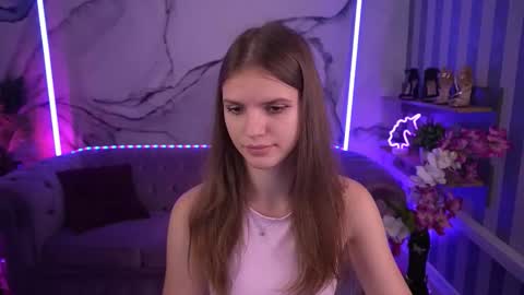 Ellie online show from September 2025 07:33:02 AM