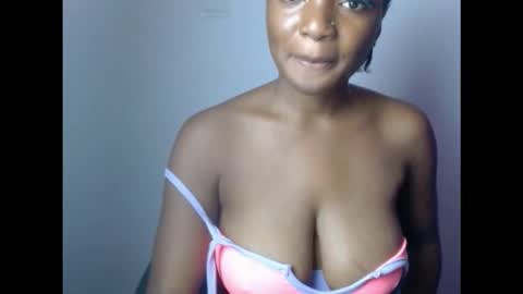 pussyxwetx online show from October 2025 06:18:02 PM