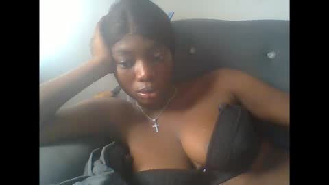 Snapshot of pweedy_ora chatting on February 2026 08:05:02 AM ora online show from February 2026 08:05:02 AM