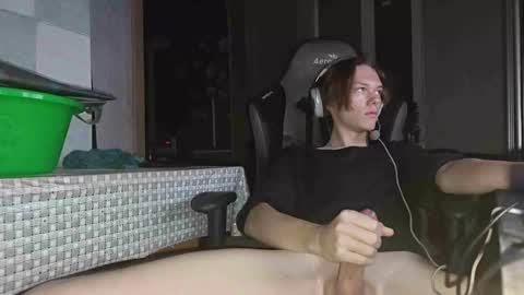 pwnzglad online show from September 2025 09:41:02 PM