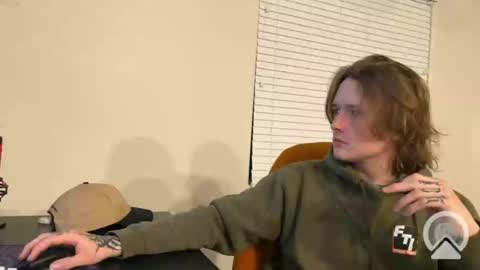 Snapshot of pychoddelic chatting on February 2025 05:02:01 AM Pych Oddelic online show from February 2025 05:02:01 AM