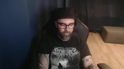 Snapshot of pyroxen chatting on October 2025 08:19:02 PM Yog Sothoth online show from October 2025 08:19:02 PM