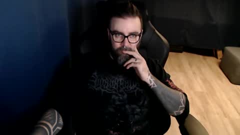 Snapshot of pyroxen chatting on October 2025 09:00:02 PM Yog Sothoth online show from October 2025 09:00:02 PM