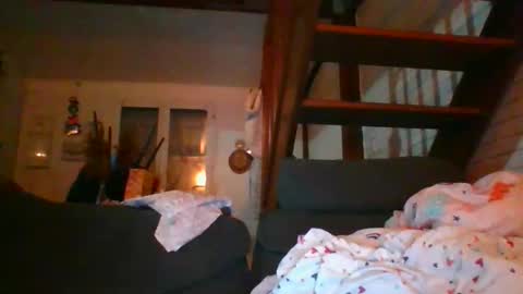 Snapshot of python974 chatting on October 2025 02:17:02 AM Python online show from October 2025 02:17:02 AM