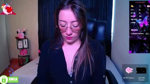 qadesh_boix online show from October 2025 04:58:02 PM