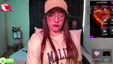 qadesh_boix online show from October 2025 05:57:02 PM