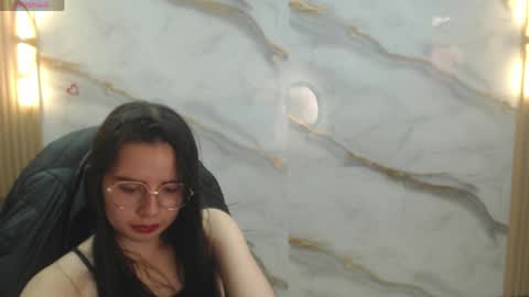 Qetsyah online show from April 2026 02:04:02 AM