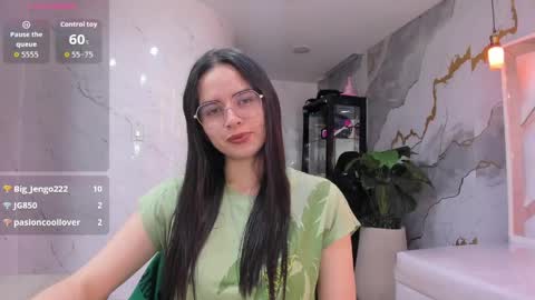 Qetsyah online show from April 2026 03:27:02 PM