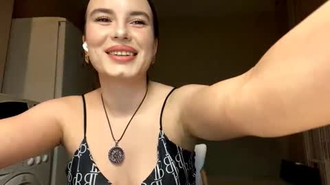 Orianna online show from February 2026 09:09:02 PM