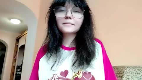 Snapshot of qianarast chatting on February 2026 10:59:01 AM Qiana online show from February 2026 10:59:01 AM