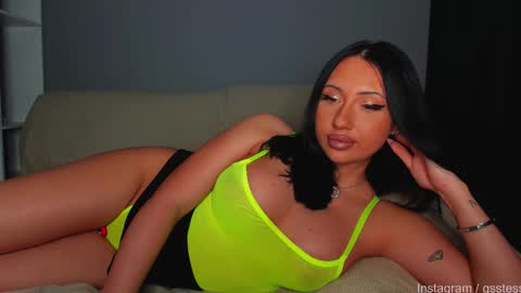 Ana online show from October 2025 09:16:02 PM