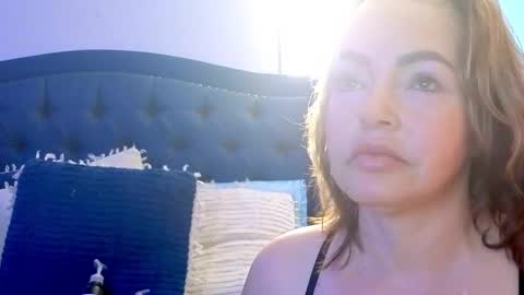 Queen And King online show from December 2024 01:49:02 PM