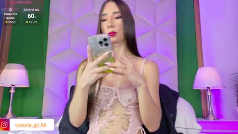 Queen Violet online show from May 2026 07:55:02 PM