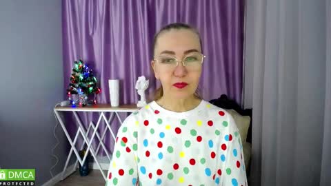 Snapshot of queen_a_n_i chatting on December 2024 11:41:02 AM A N I Ill be here on December 1st online show from December 2024 11:41:02 AM