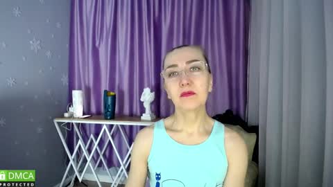 Snapshot of queen_a_n_i chatting on February 2025 01:19:02 PM A N I Ill be here on December 1st online show from February 2025 01:19:02 PM