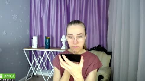 Snapshot of queen_a_n_i chatting on February 2025 09:24:01 AM A N I Ill be here on December 1st online show from February 2025 09:24:01 AM