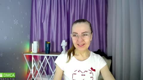 Snapshot of queen_a_n_i chatting on February 2025 07:15:01 AM A N I Ill be here on December 1st online show from February 2025 07:15:01 AM