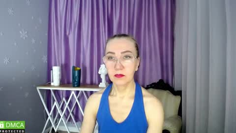 Snapshot of queen_a_n_i chatting on February 2025 10:59:02 AM A N I Ill be here on December 1st online show from February 2025 10:59:02 AM