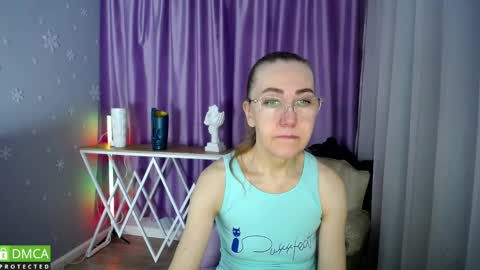 Snapshot of queen_a_n_i chatting on February 2025 07:38:02 AM A N I Ill be here on December 1st online show from February 2025 07:38:02 AM