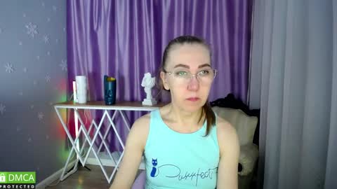 Snapshot of queen_a_n_i chatting on February 2025 08:22:02 AM A N I Ill be here on December 1st online show from February 2025 08:22:02 AM