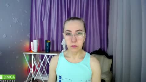 Snapshot of queen_a_n_i chatting on February 2025 08:49:01 AM A N I Ill be here on December 1st online show from February 2025 08:49:01 AM