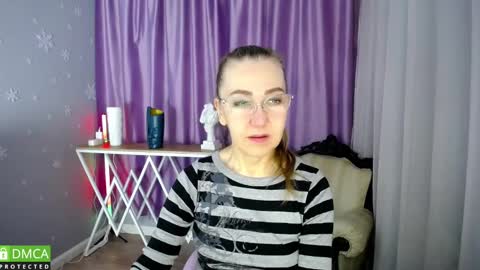 Snapshot of queen_a_n_i chatting on March 2025 06:13:02 AM A N I Ill be here on December 1st online show from March 2025 06:13:02 AM