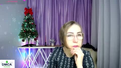 Snapshot of queen_a_n_i chatting on December 2025 10:33:01 AM A N I Ill be here on December 1st online show from December 2025 10:33:01 AM