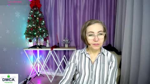 Snapshot of queen_a_n_i chatting on January 2026 10:41:02 AM A N I Ill be here on December 1st online show from January 2026 10:41:02 AM