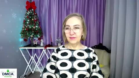 Snapshot of queen_a_n_i chatting on February 2026 06:53:02 AM A N I Ill be here on December 1st online show from February 2026 06:53:02 AM