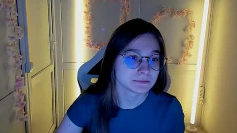 Amelie online show from April 2026 08:46:01 AM