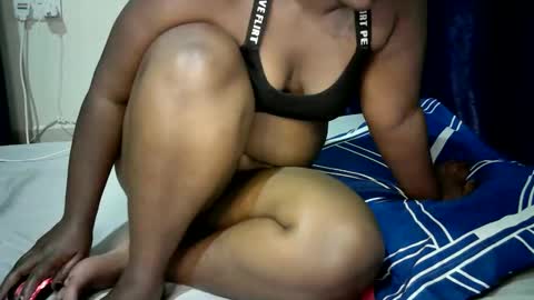 queen_arriana online show from January 2026 02:26:02 AM