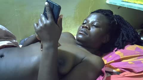 Snapshot of queen_darling3 chatting on July 2026 01:19:01 AM Gentrix online show from July 2026 01:19:01 AM